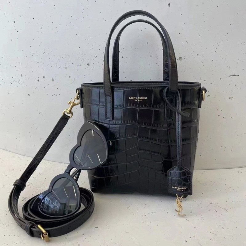 Y*L shopping bags
